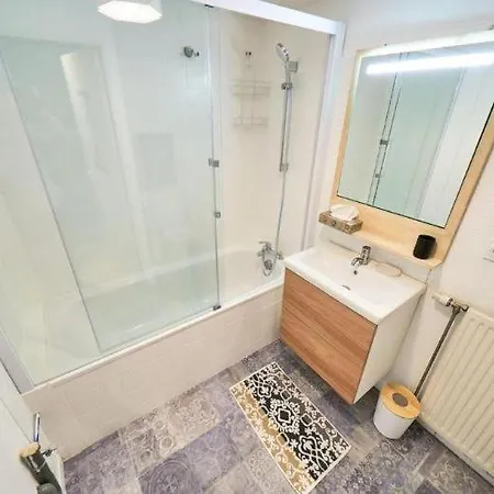 Le Patio Ail Apartment *